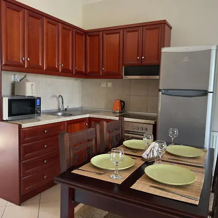 Hilltop Heaven * 스칼라 포타미아스