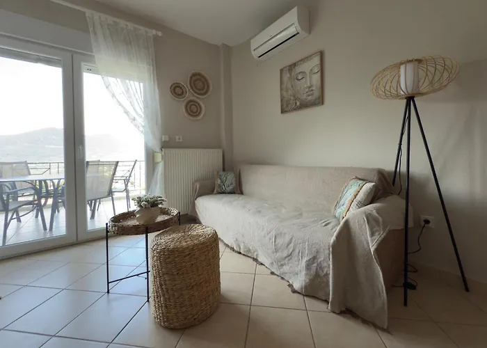 Hilltop Heaven スカラ・ポタミアス