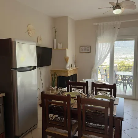 Hilltop Heaven Villa *