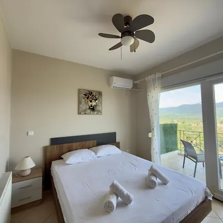 Villa Hilltop Heaven *